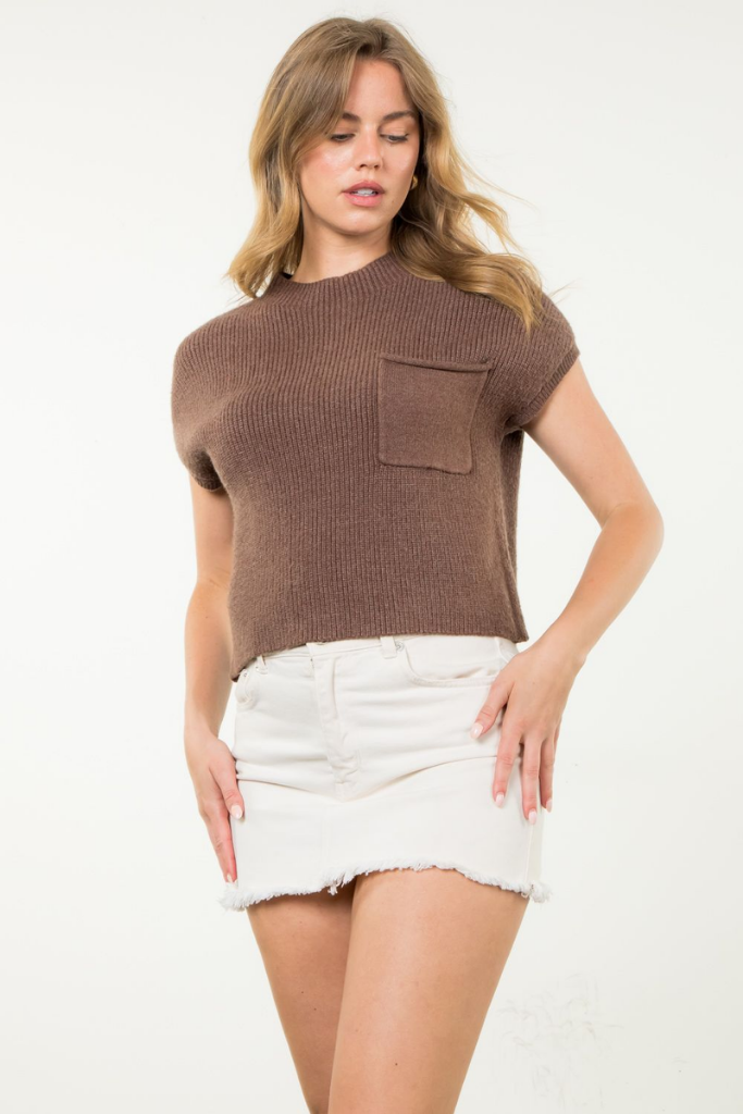 Mackenzie Short Sleeve Sweater in Brown