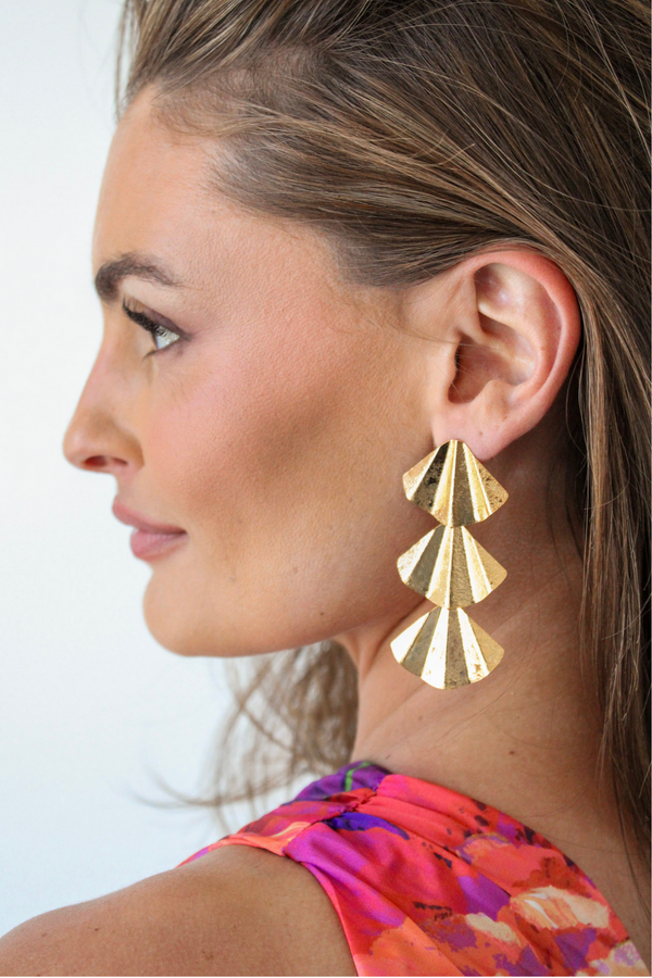 Giselle Tiered Shell Earring