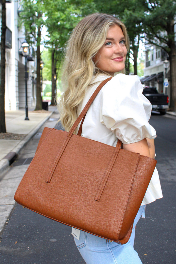 Reyna Pleather Tote Bag in Tan