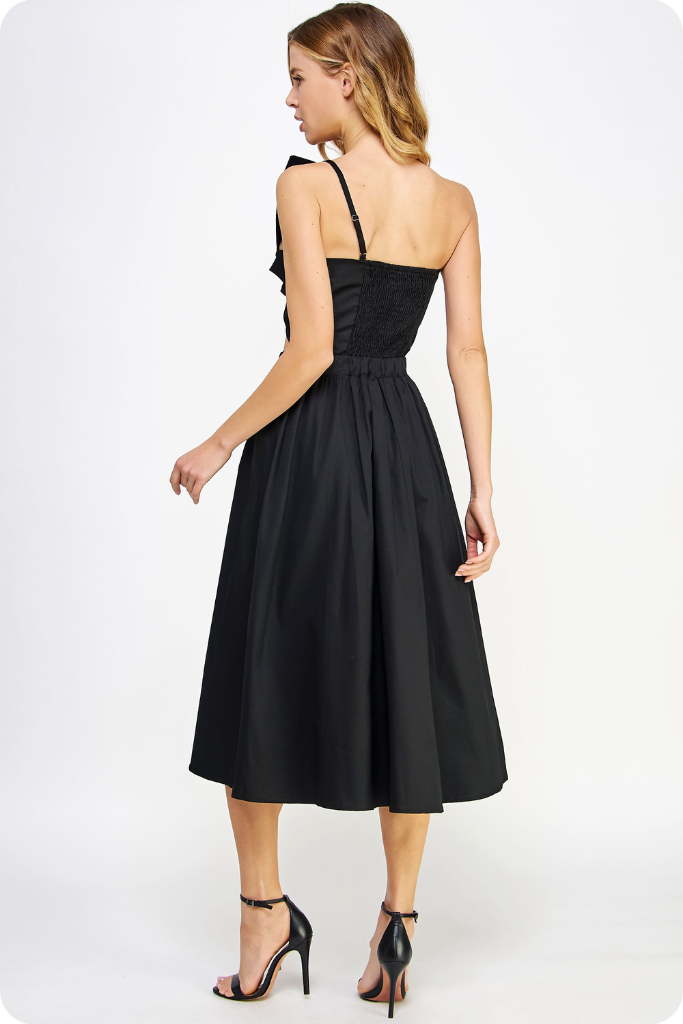 Sofia Cut Out Bow Midi Dress in Black