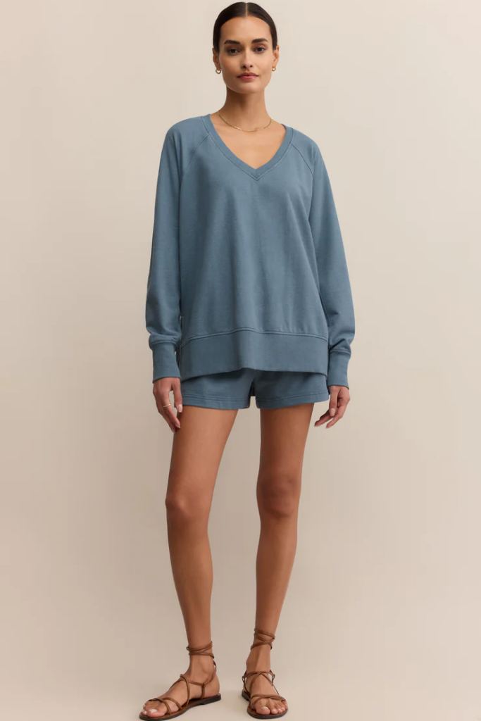 Modern V Neck Weekender in Boathouse by Z Supply