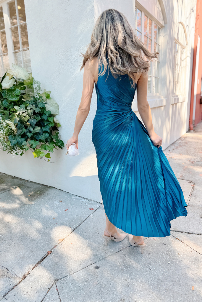 One shoulder pleated dress in blue